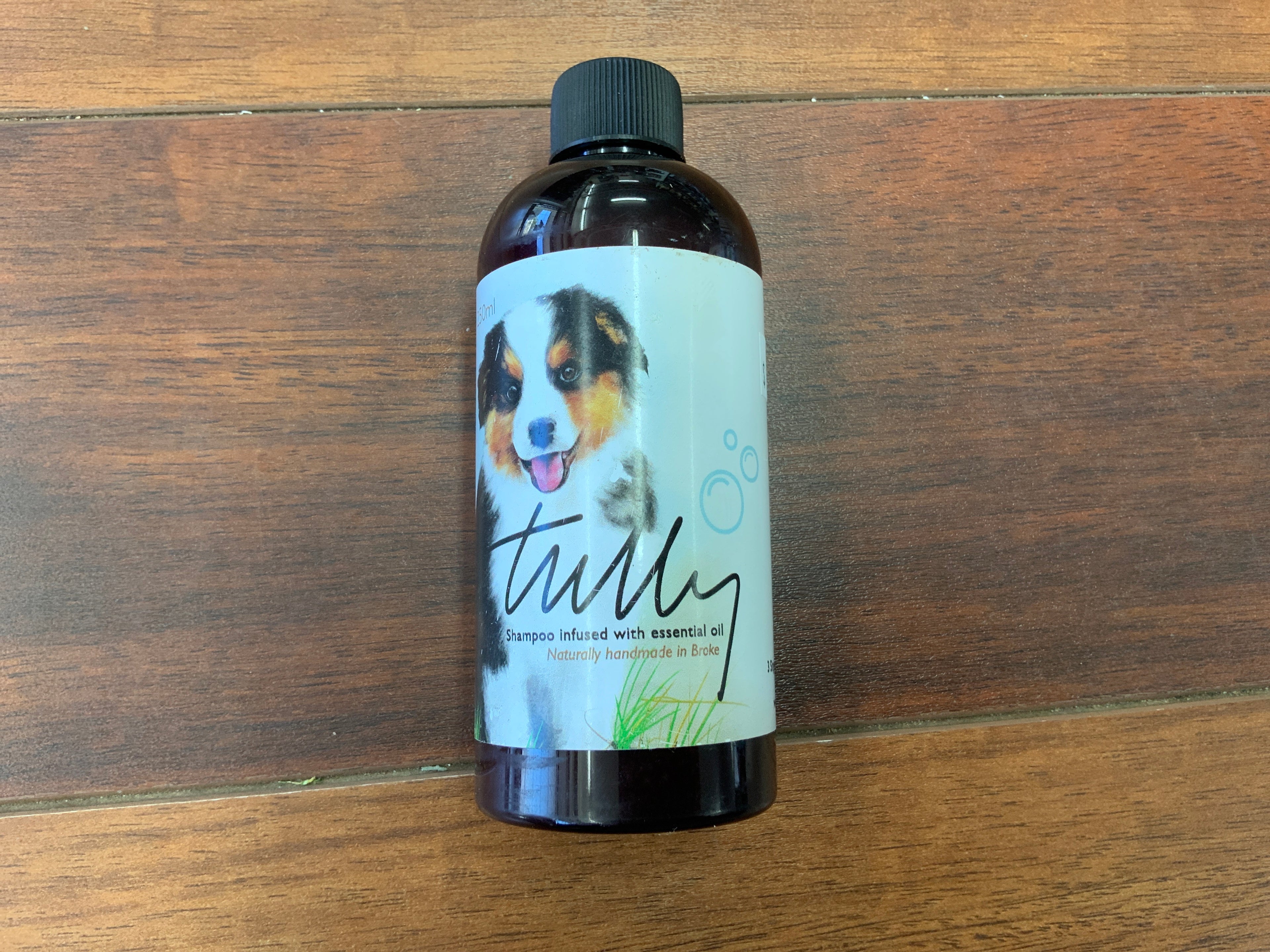 Tullys dog shampoo