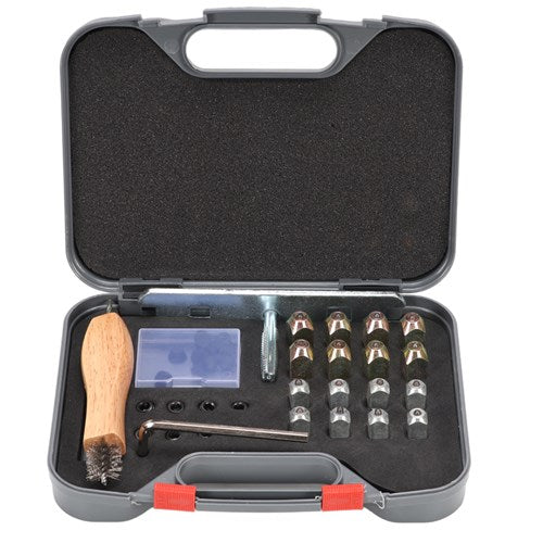 Horseshoe stud set