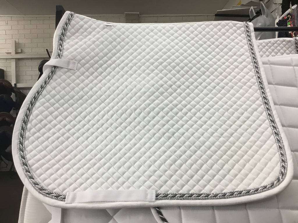Kwesta Royale Saddle Pad